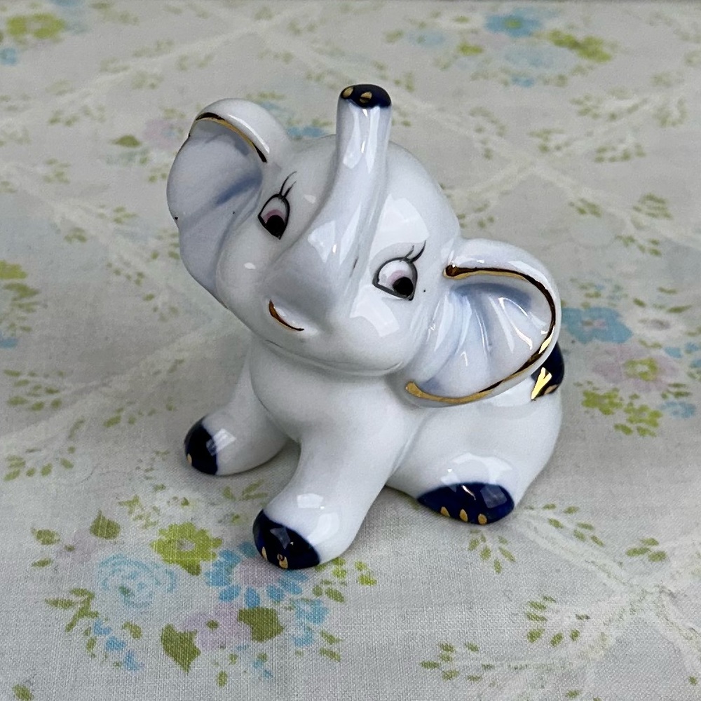 Cute Ceramic Big Eye Elephant